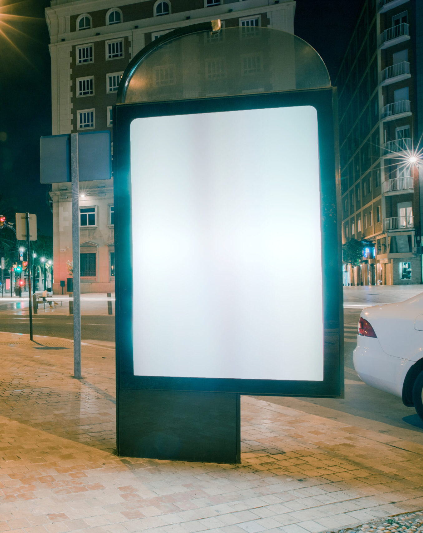 blank advertisement footpath with blurred traffic lights night scaled e1727155413824 - Techkeymonk